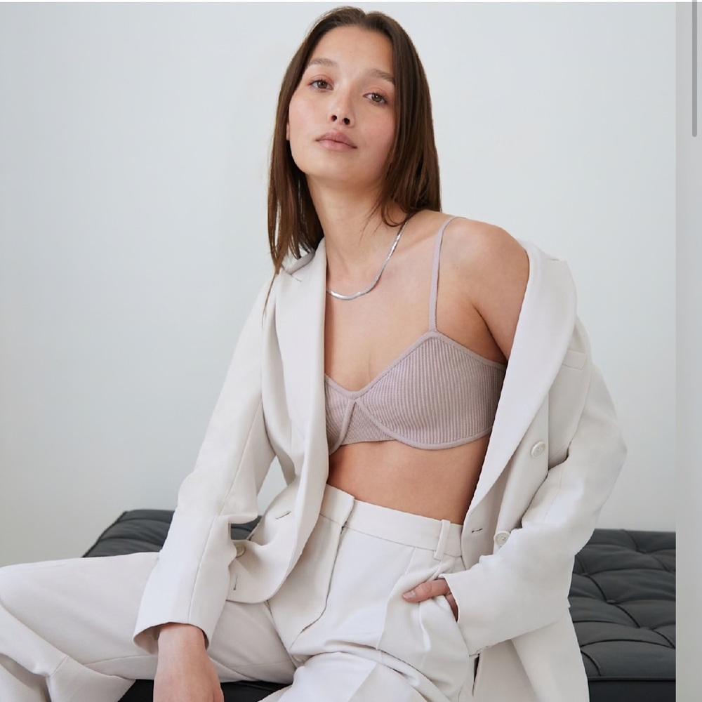 Aritzia Babaton Sculpt Knit Bra Top NWT